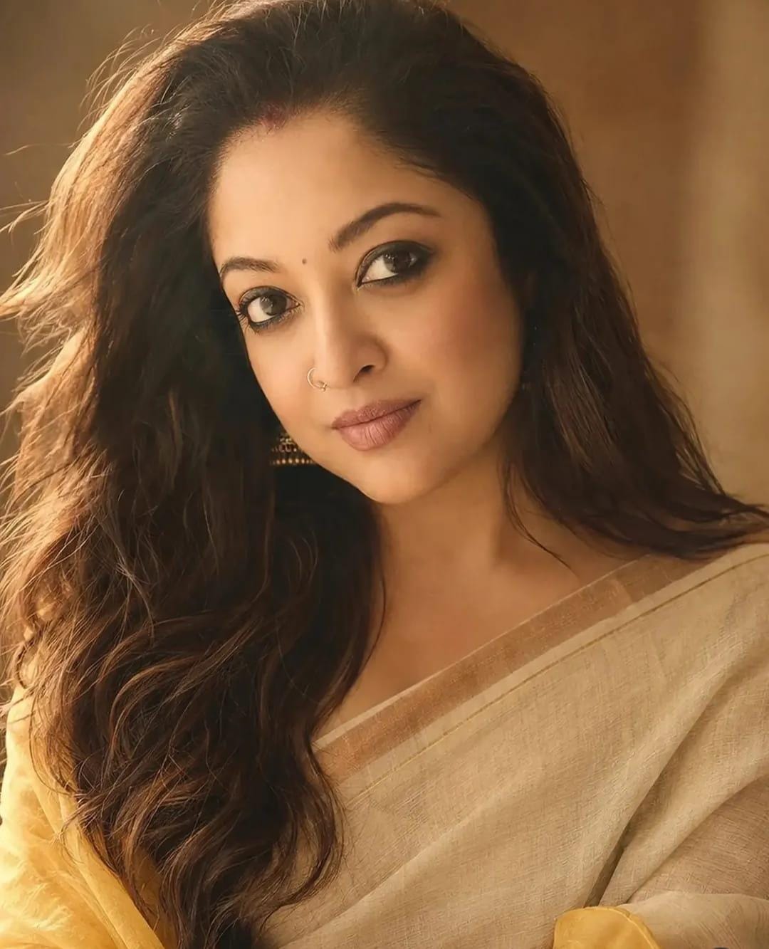 Tanushree Dutta claims being sabotaged by 'enemy camp handlers': 'They don't let anything come to me'