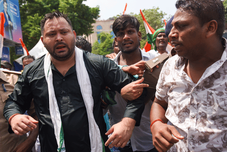 Tejashwi Yadav backs Aug 25 student protest, questions Bihar govt (Photo: IANS)