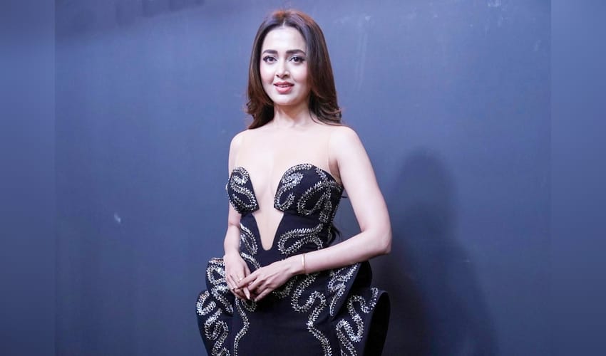 Tejasswi Prakash on her bond with Elvish Yadav: We are loyal to each other as friends