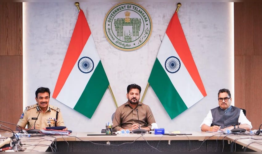 Telangana CM orders setting up of bureau for traffic management, road safety