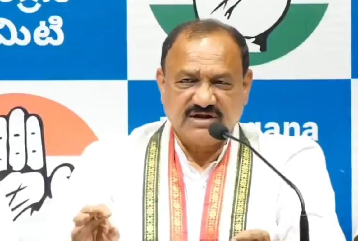 Telangana Congress chief slams ECI over voter deletions (Photo: @muchatlu_/X)