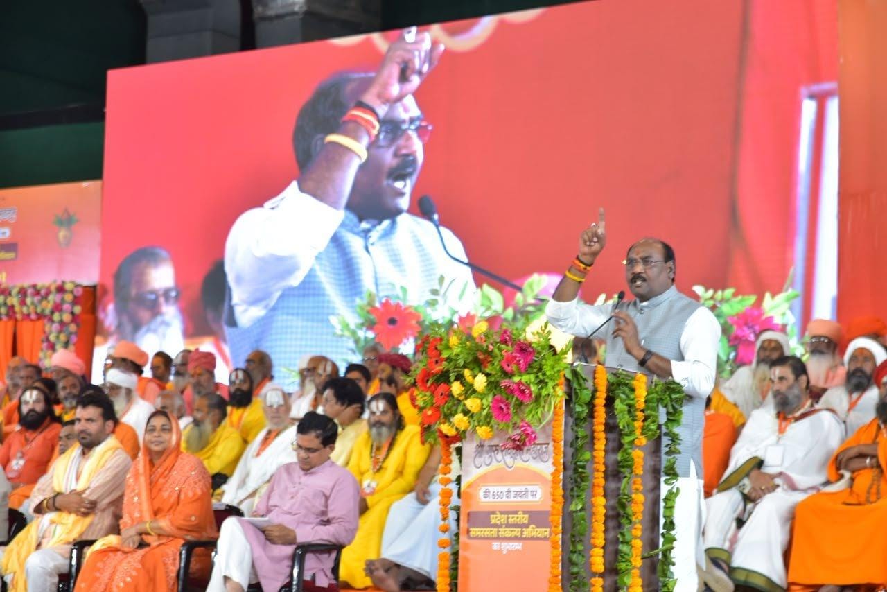 'They worship Nehru and Indira, we honour India's great personalities': BJP SC Morcha chief slams Congress