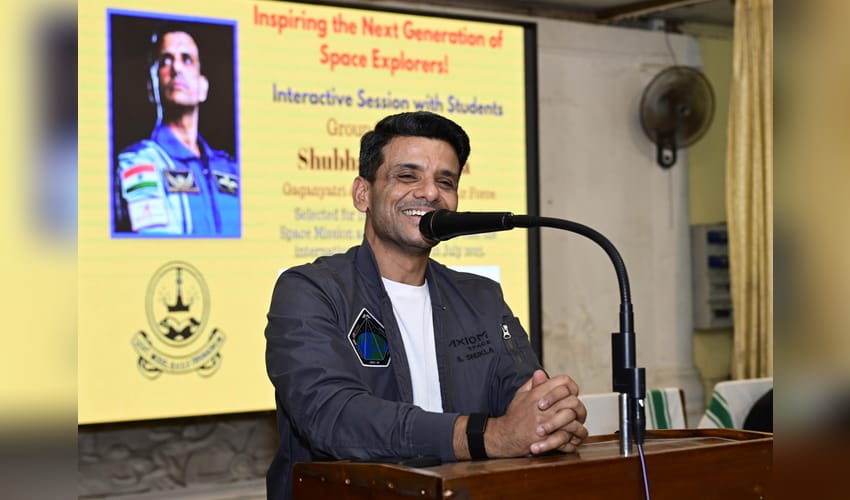 Thiruvananthapuram: Shubhanshu Shukla interacts with students