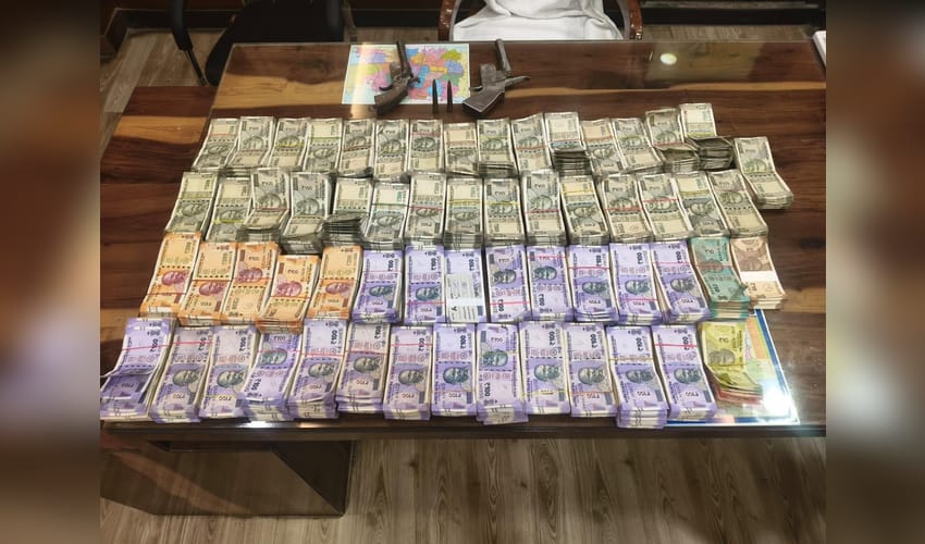 Three held, illegal cash worth over Rs 20 lakh seized from Bengal's Bishnupur