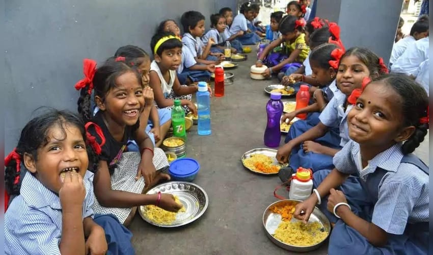 TN govt issues SOP for breakfast scheme expansion to Classes 6-8