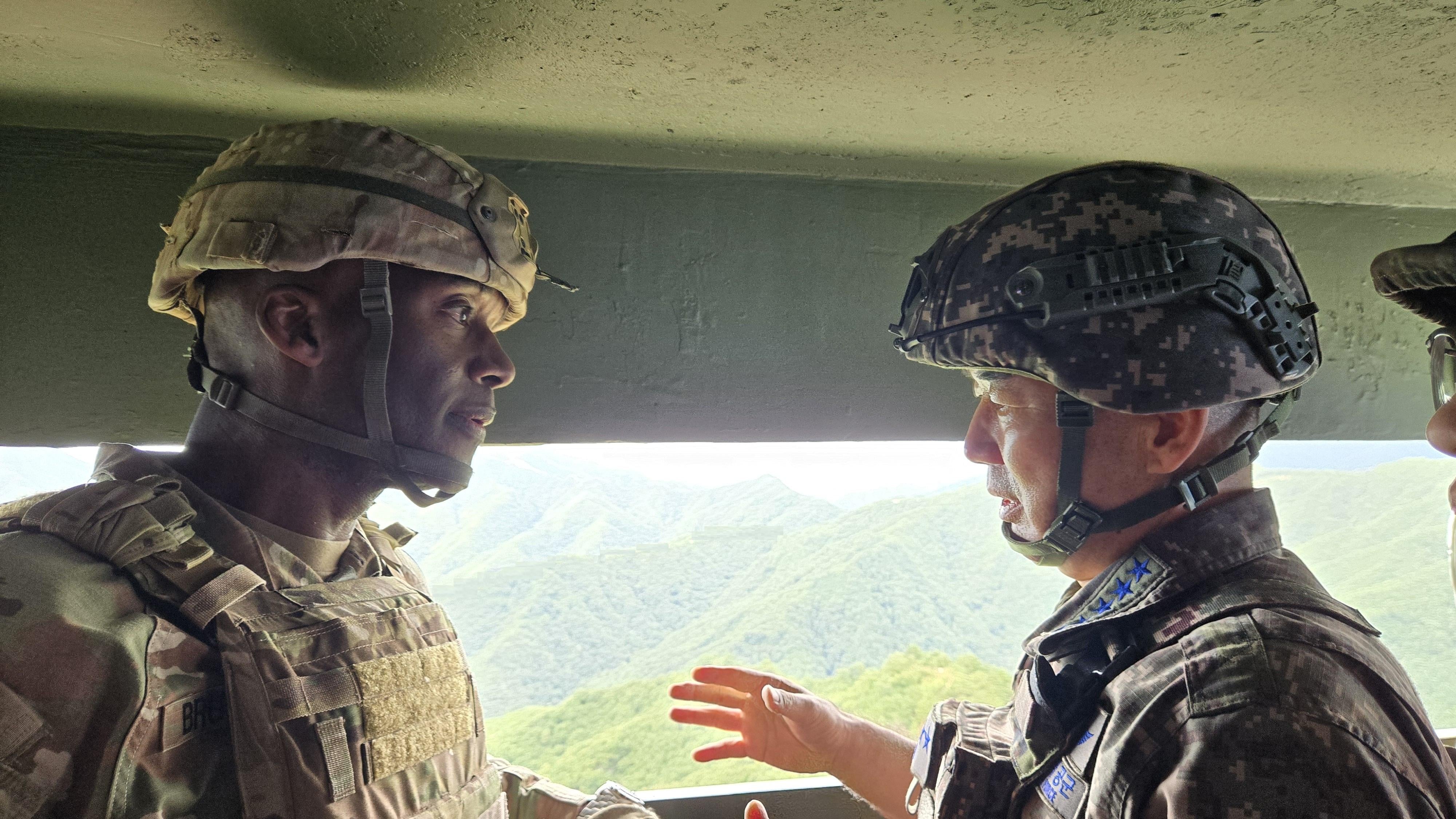 Top South Korean, US commanders reaffirm border deterrence amid North Korea's increased MDL crossings