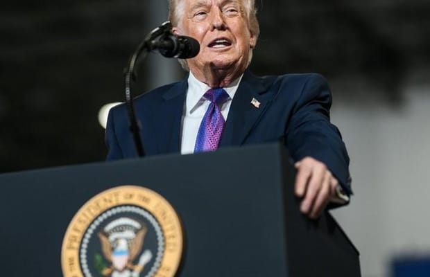 Trump casts US midterms as ideological fight, rallies Republican voters