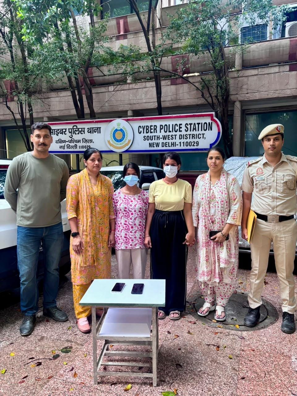 Two women held for allegedly cheating 67-year-old of Rs 1.30 lakh through dating app