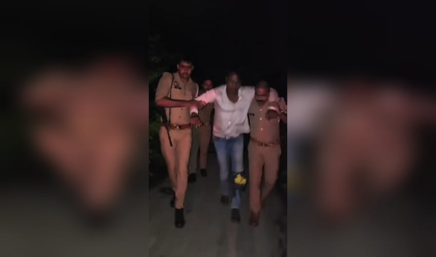 UP: Criminal injured in police encounter in Jaunpur; accomplice also arrested
