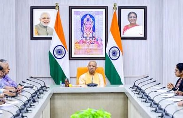 UP govt transfers 17 IAS Officers in major late-night administrative reshuffle