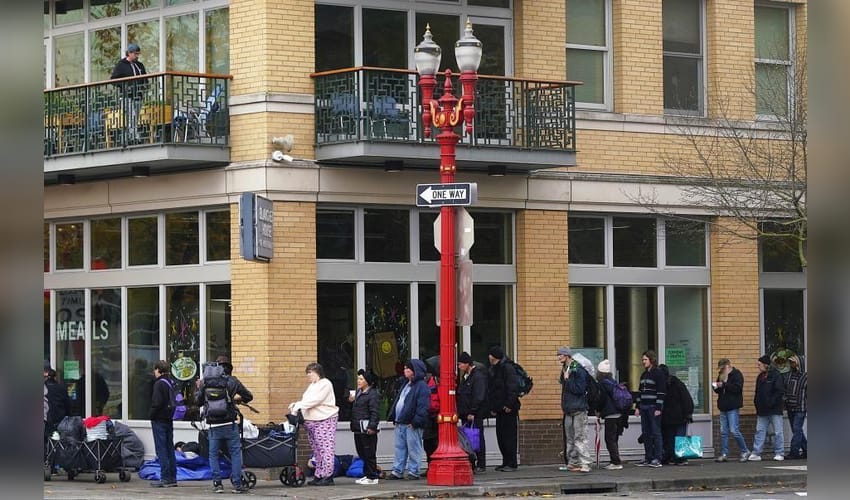 US food outbreaks spread across dozens of states