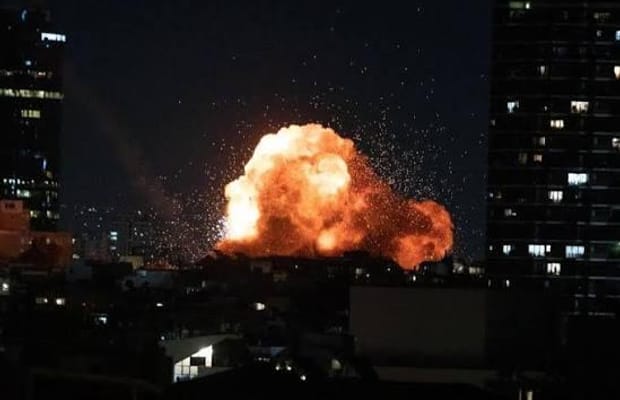 US forces start more strikes on Iranian military targets