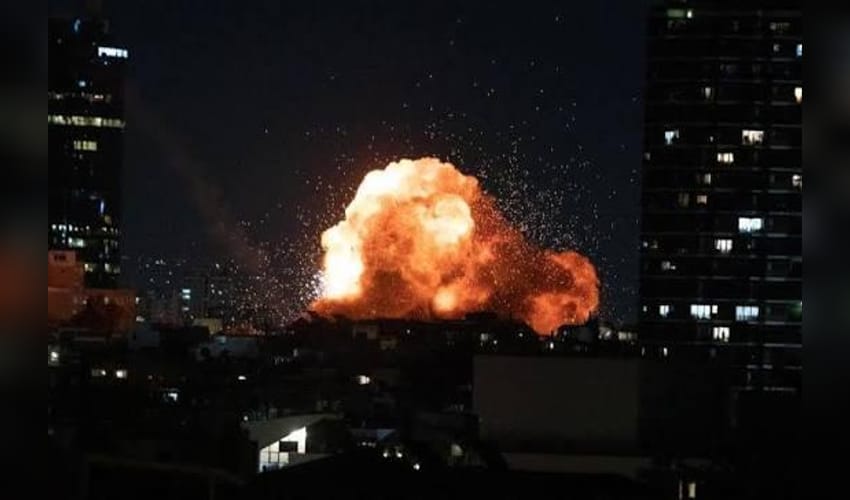 US forces start more strikes on Iranian military targets
