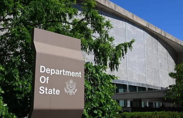 US sanctions crypto exchanges over Iran funds