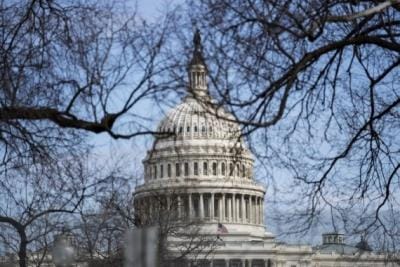 US senators flag student visa delays