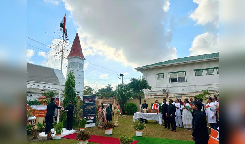 Vande Mataram resonates in foreign vocals as Suryapath Tiranga follows the break of dawn across the globe