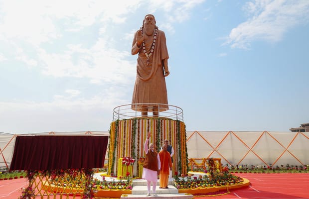 Varanasi : Prime Minister Narendra Modi unveils the statue of Sant Guru Ravidas on the occasion of his 647th Birth Anniversary