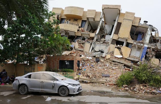 Venezuela quake death toll rises to 6,125