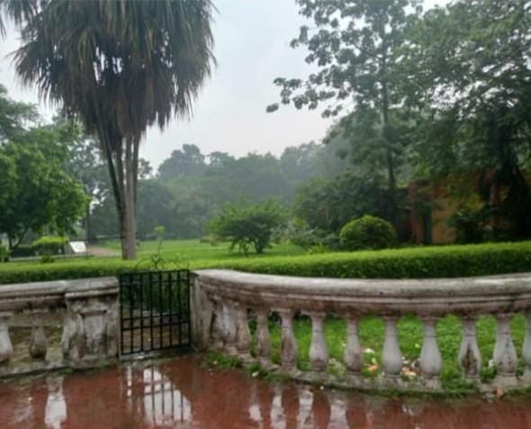 View-blockers removed from Kolkata Park, the venue for Mamata Banerjee’s morning-walk