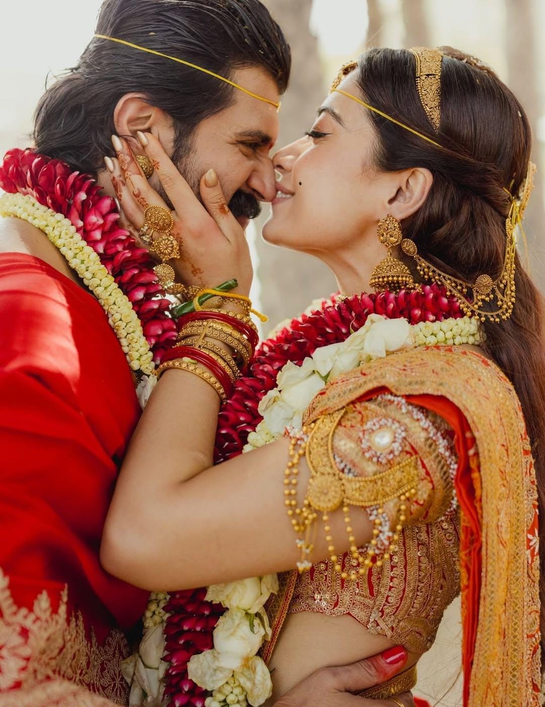 Vijay Deverakonda gives photo credit to Rashmika Mandanna, she teases if he did it to avoid her ‘puppy eyes’