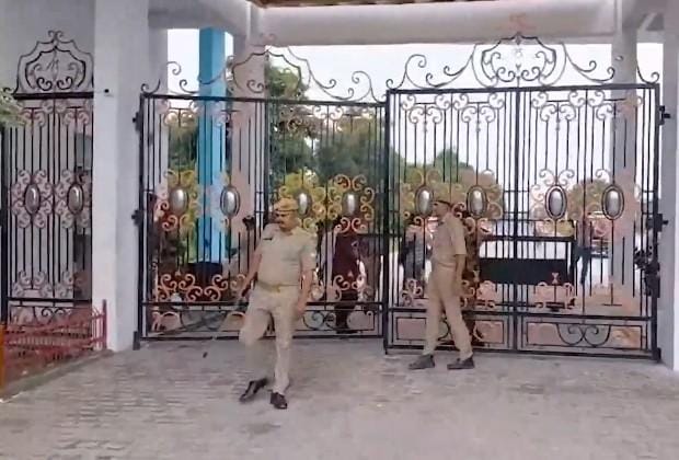 'Vindictive politics': SP hits out at BJP over ED raids on Azam Khan-linked locations 