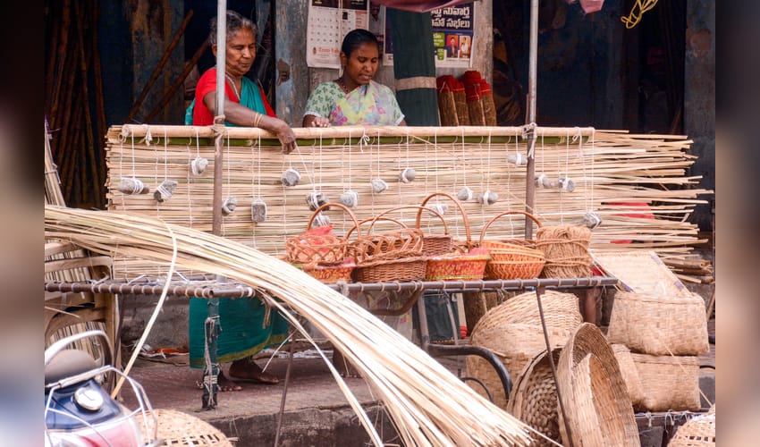 Visakhapatnam: Women Make Bamboo Blinds for Summer Relief