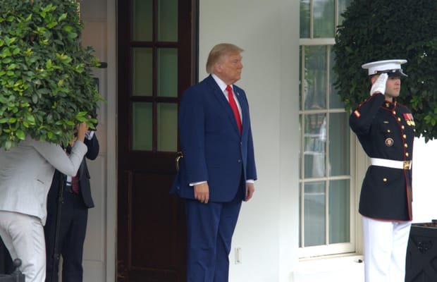 Washington: Donald Trump Welcomes Lebanese President at White House