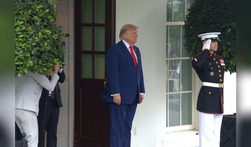 Washington: Donald Trump Welcomes Lebanese President at White House