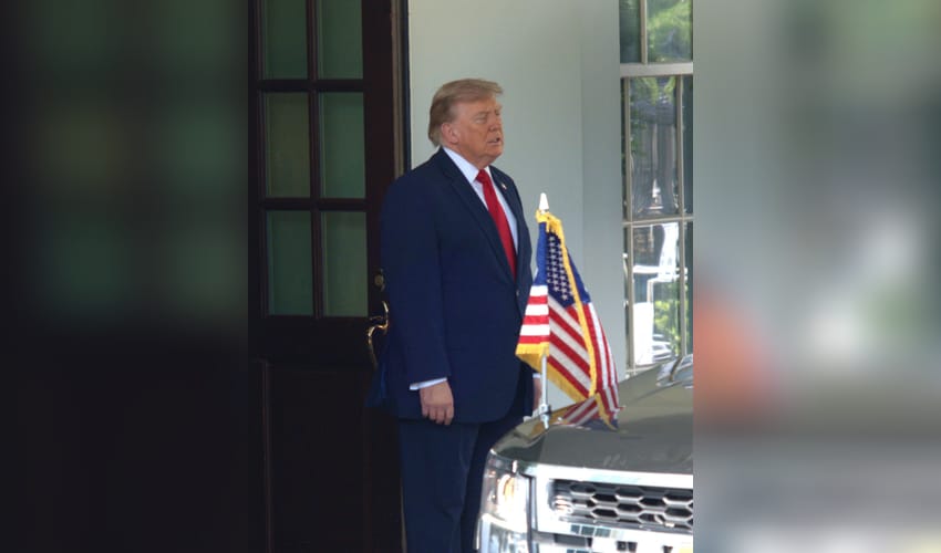 Washington: Trump welcomes Iraqi PM Ali al-Zaidi at White House