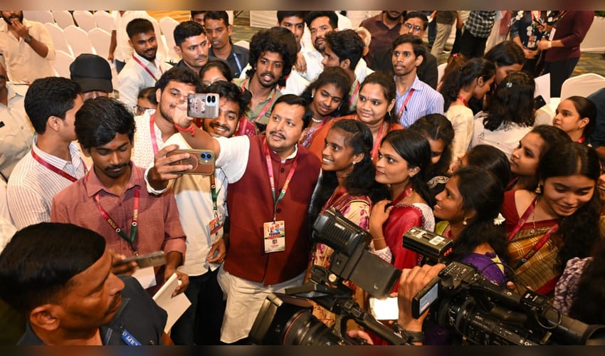 Youths’ positive outlook and commitment to nation-building matter of pride (Photo: IANS)